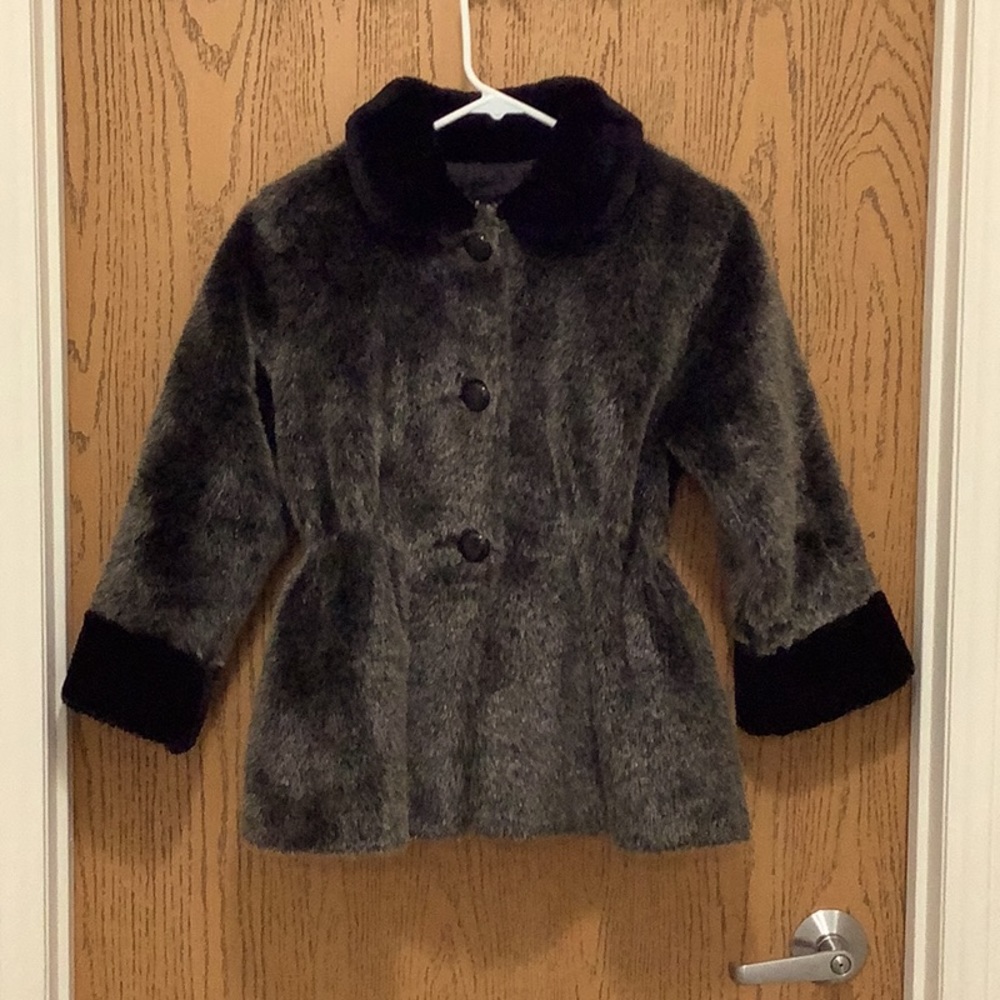 KC  Collections Faux Fur Coat Girls Medium